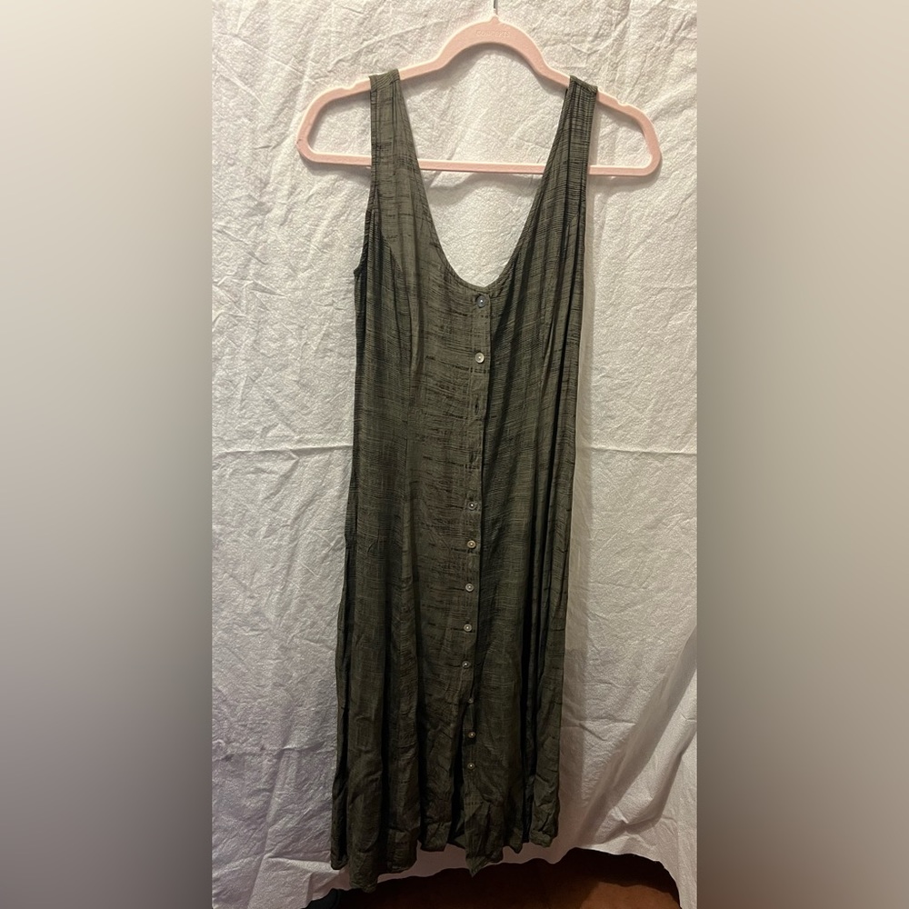 Sleeveless Maxi Dress